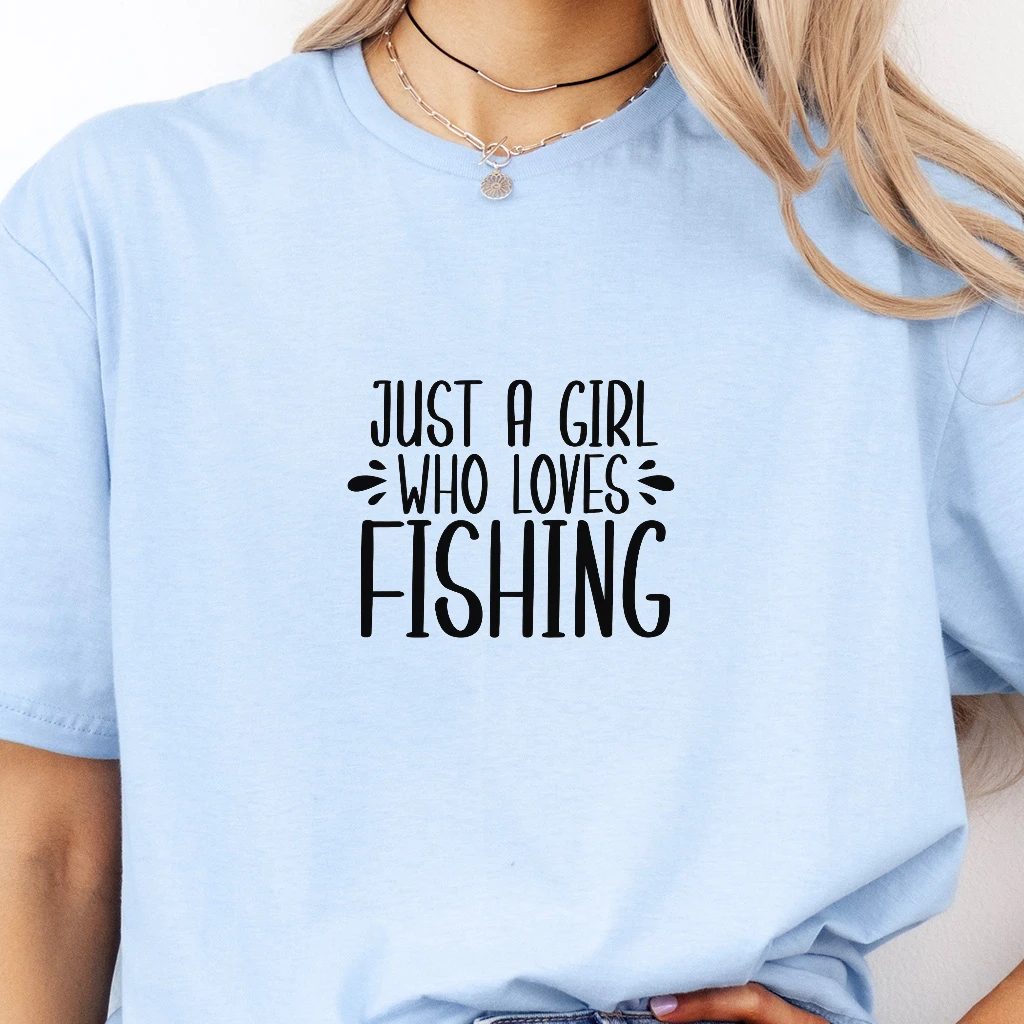 Pánské tričko - Just A Girl Who Loves Fishing