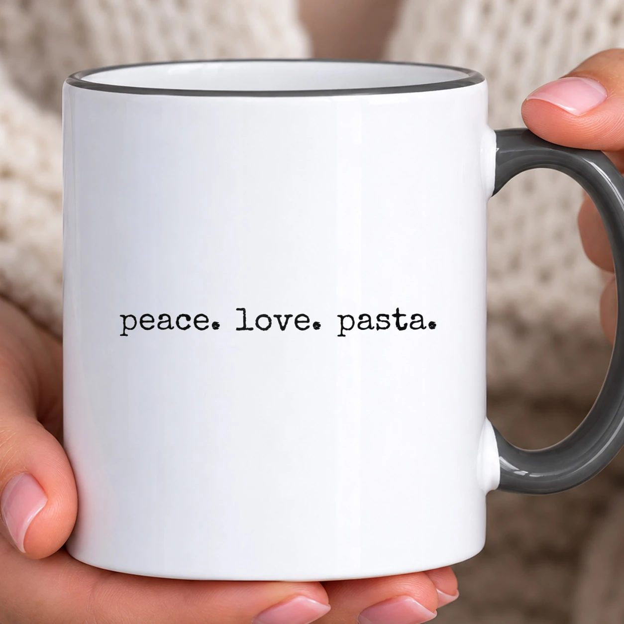 Hrnek s barevným lemem - Peace. Love. Pasta.