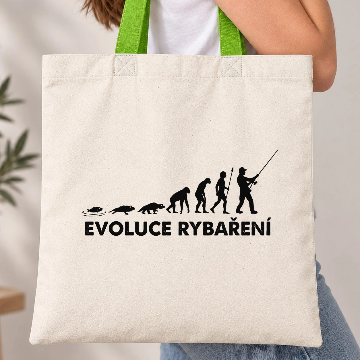 Taška s barevným uchem - Evoluce rybaření